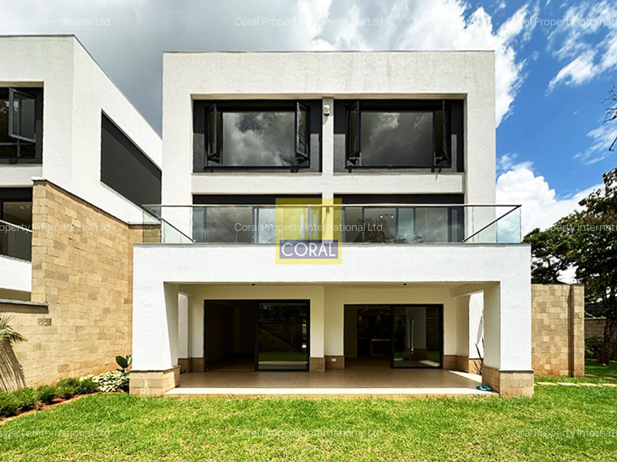 5 Bed Villa with En Suite in Kyuna - 15