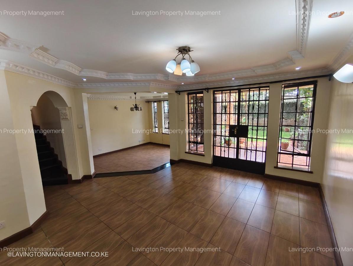 5 Bed Townhouse with En Suite at Lavington Green - 7