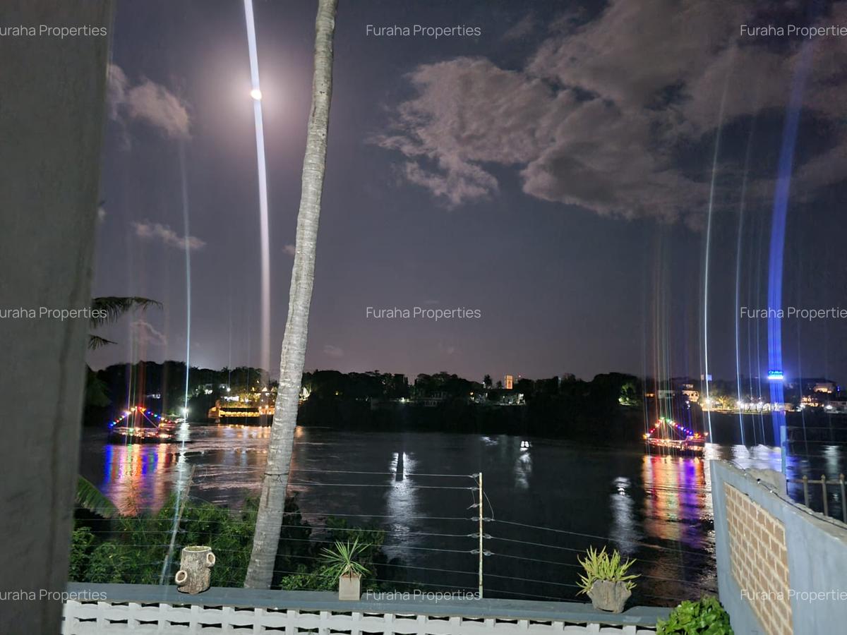 3 Bed Apartment in Tudor - 2