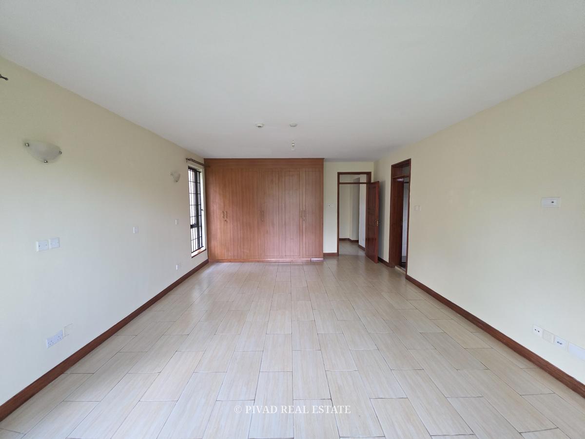 5 Bed House with Swimming Pool in Runda - 9