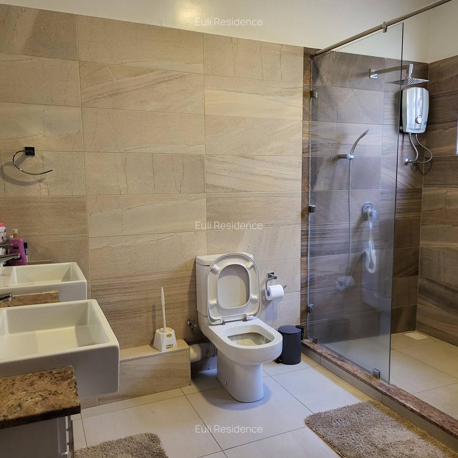 3 Bed Apartment with En Suite at General Mathenge - 3