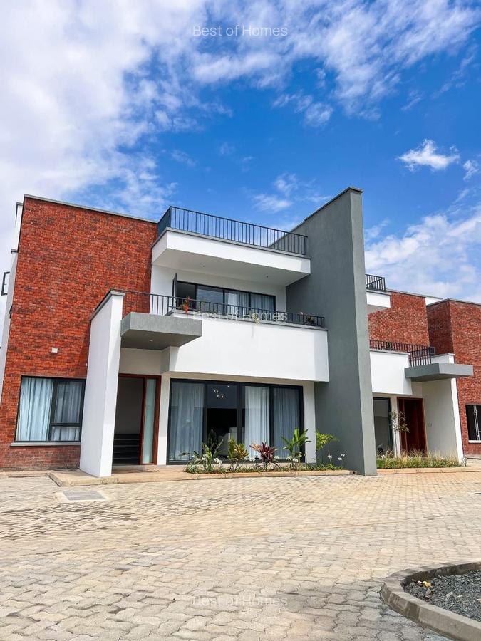 4 Bed Villa with En Suite in Langata - 1