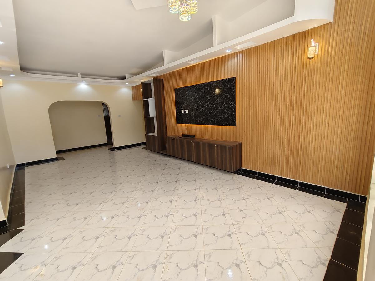 3 Bed House with En Suite at Matasia Area - 15