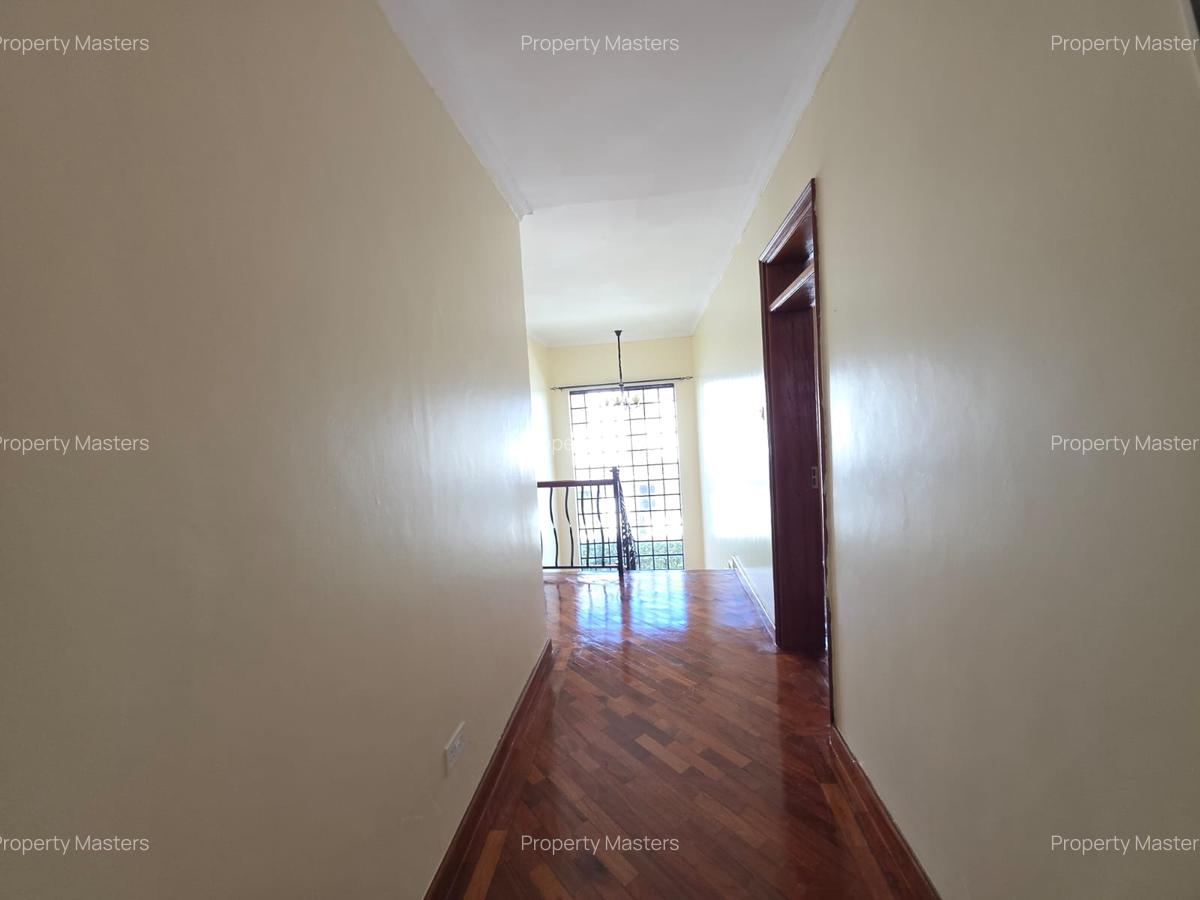 4 Bed Villa with En Suite at Njathaini Road - 18