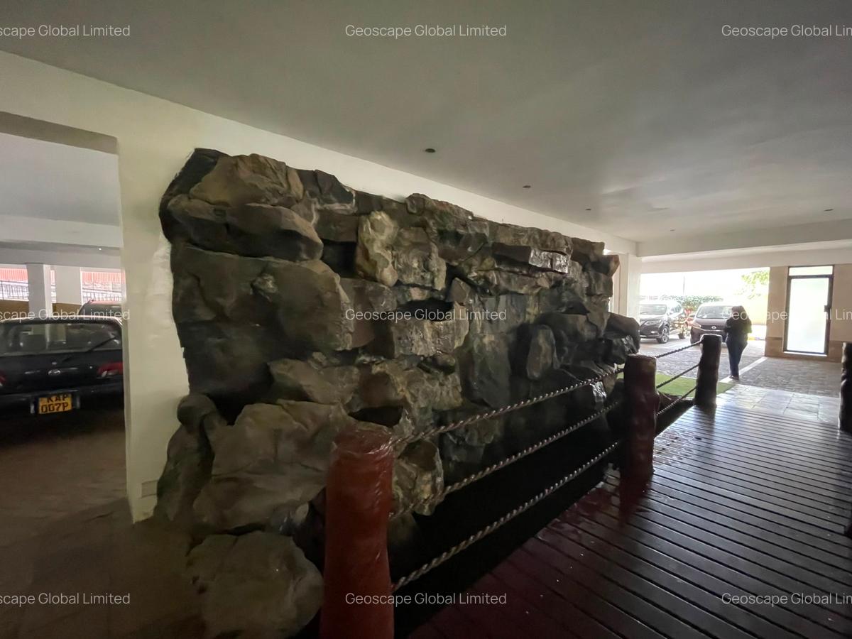 3 Bed Apartment with En Suite in General Mathenge - 4