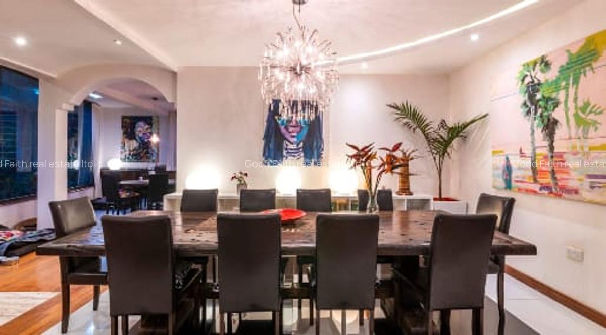 5 Bed House with En Suite in Runda - 11