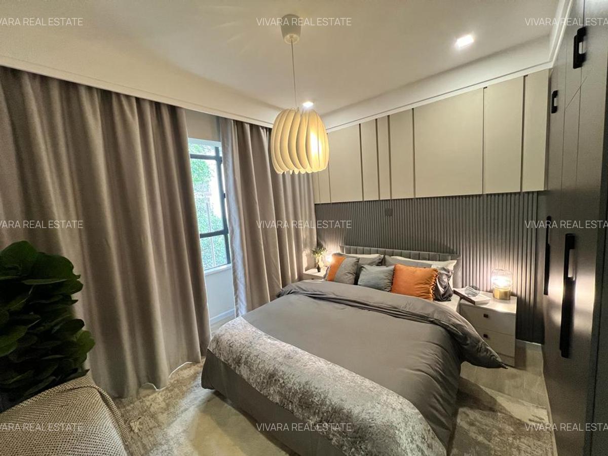 2 Bed Apartment with En Suite in Lavington - 5