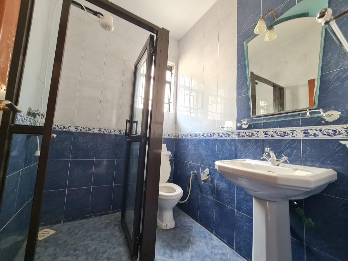 4 Bed Townhouse with En Suite at Brookside Drive - 7