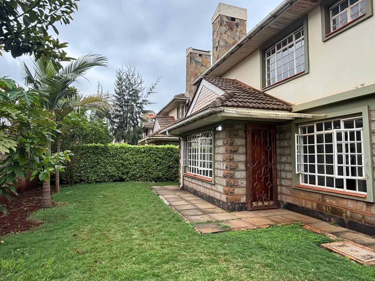 4 Bed Villa with En Suite in Kiambu Road - 10
