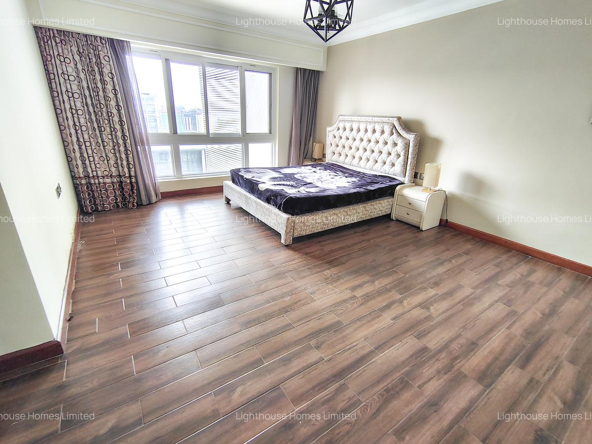 Furnished 3 Bed Apartment with En Suite at Hurlingham - 7