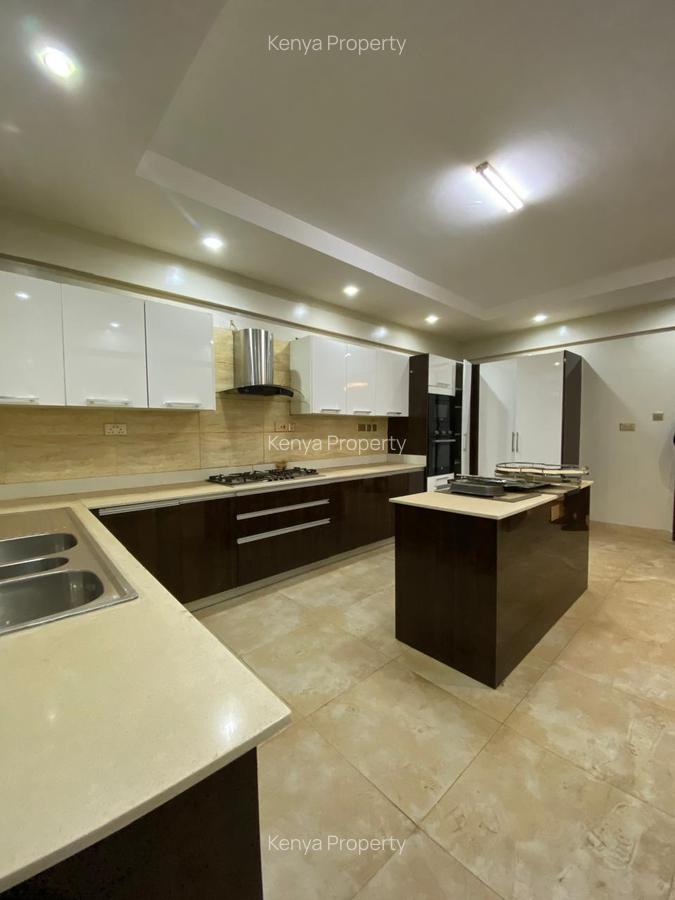3 Bed Apartment with En Suite in Kilimani - 15