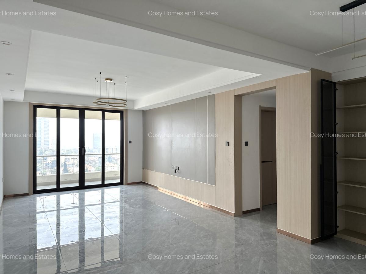 3 Bed Apartment with En Suite at Riverside - 2