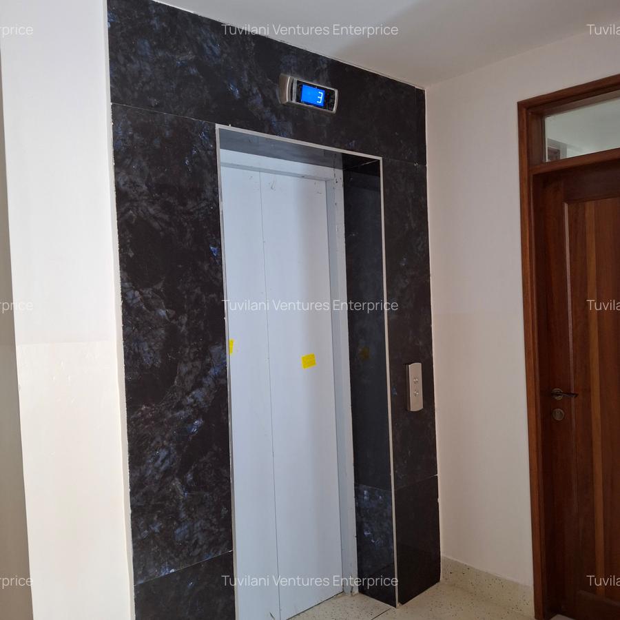 Serviced 3 Bed Apartment with En Suite at Nyali Mombasa - 18