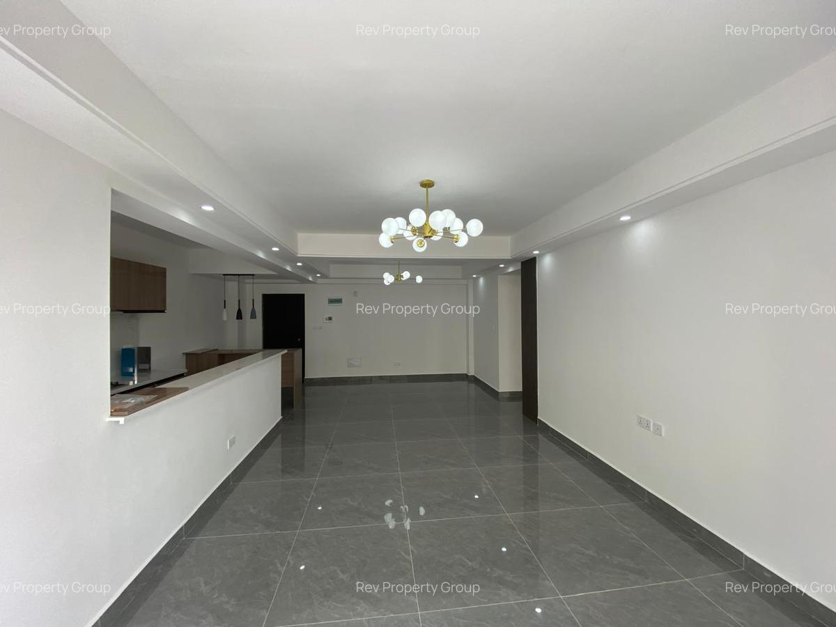 2 Bed Apartment with En Suite in Riverside - 3