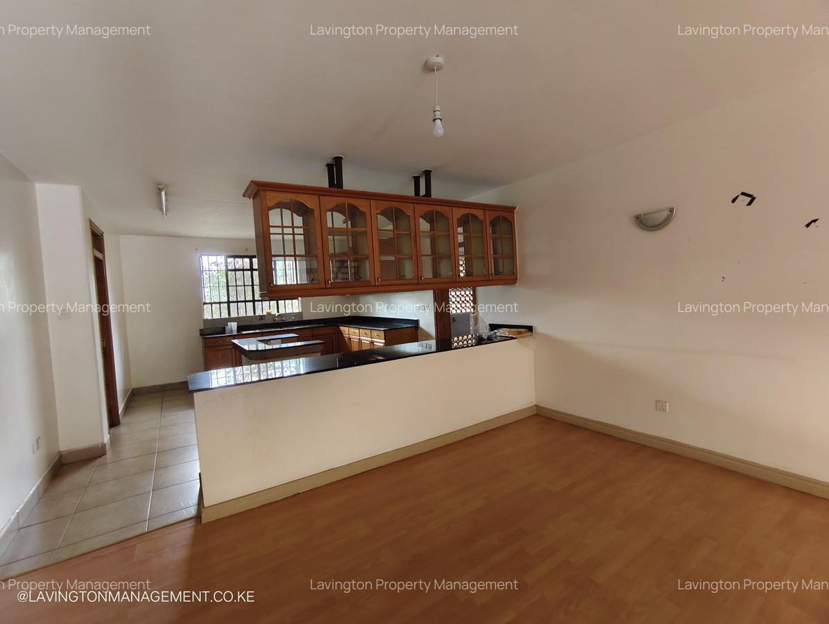 4 Bed Apartment with En Suite at Lavington Green - 6