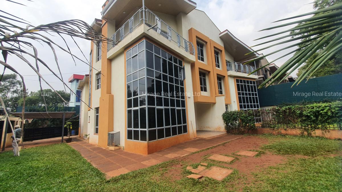 Commercial Property with Service Charge Included in Lavington - 12