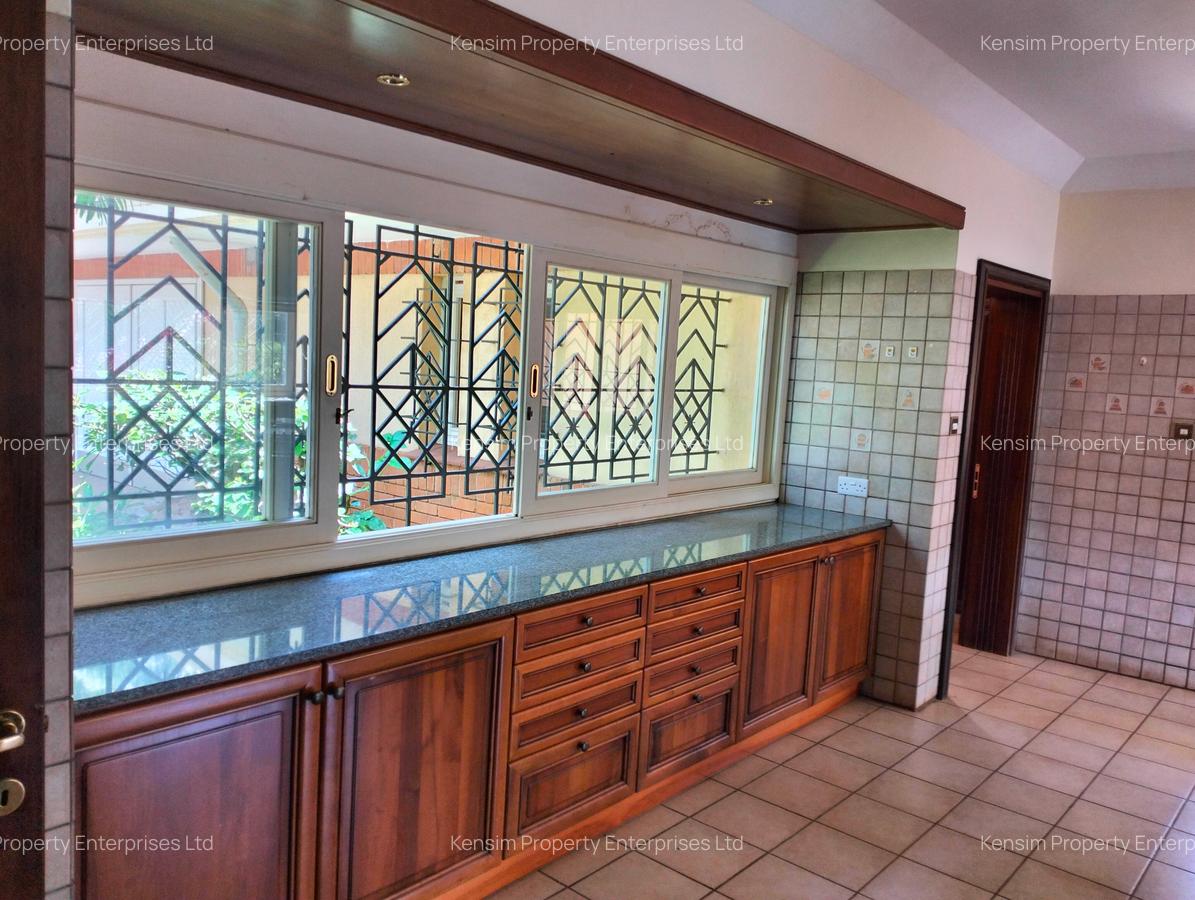 5 Bed House with En Suite in Muthaiga - 8