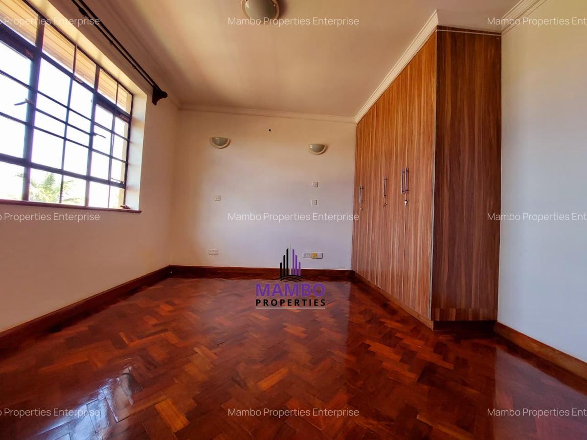 4 Bed Villa with En Suite at Kirawa Rd - 12