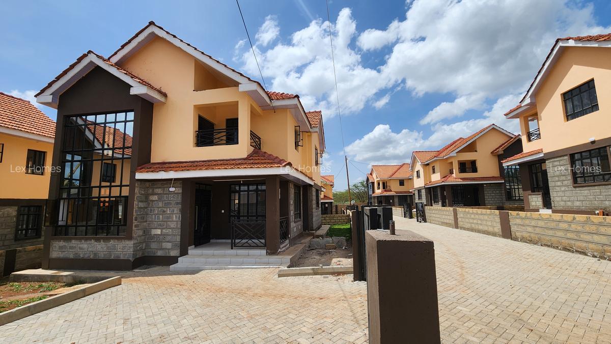4 Bed House with En Suite at Rimpa Road - 1