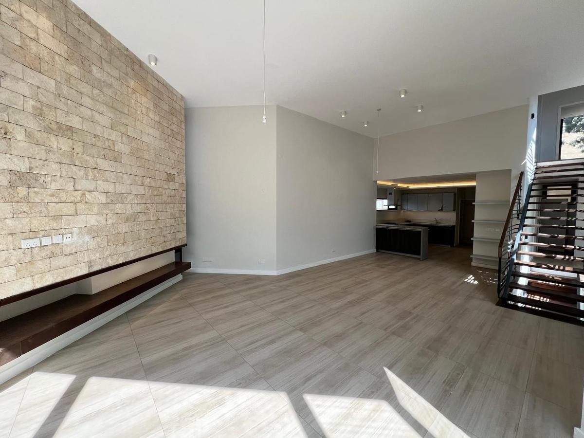 4 Bed Townhouse with En Suite in Lavington - 5