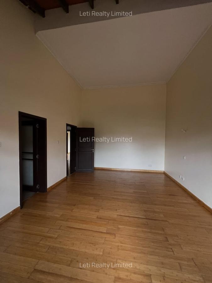 5 Bed Townhouse with En Suite in Lavington - 8