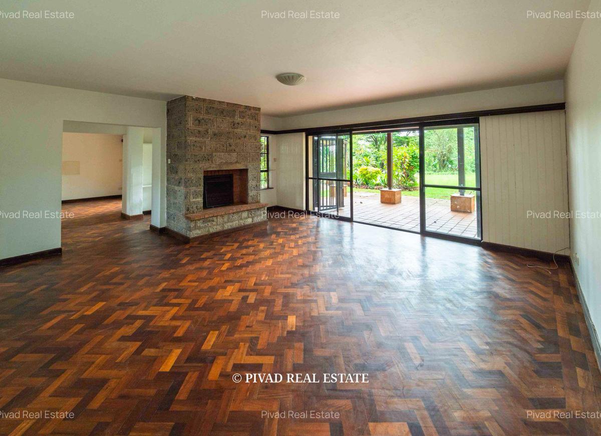 3 Bed House with Garden in Nyari - 4