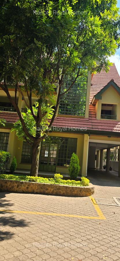 4 Bed Townhouse with En Suite at Lavington Green - 5