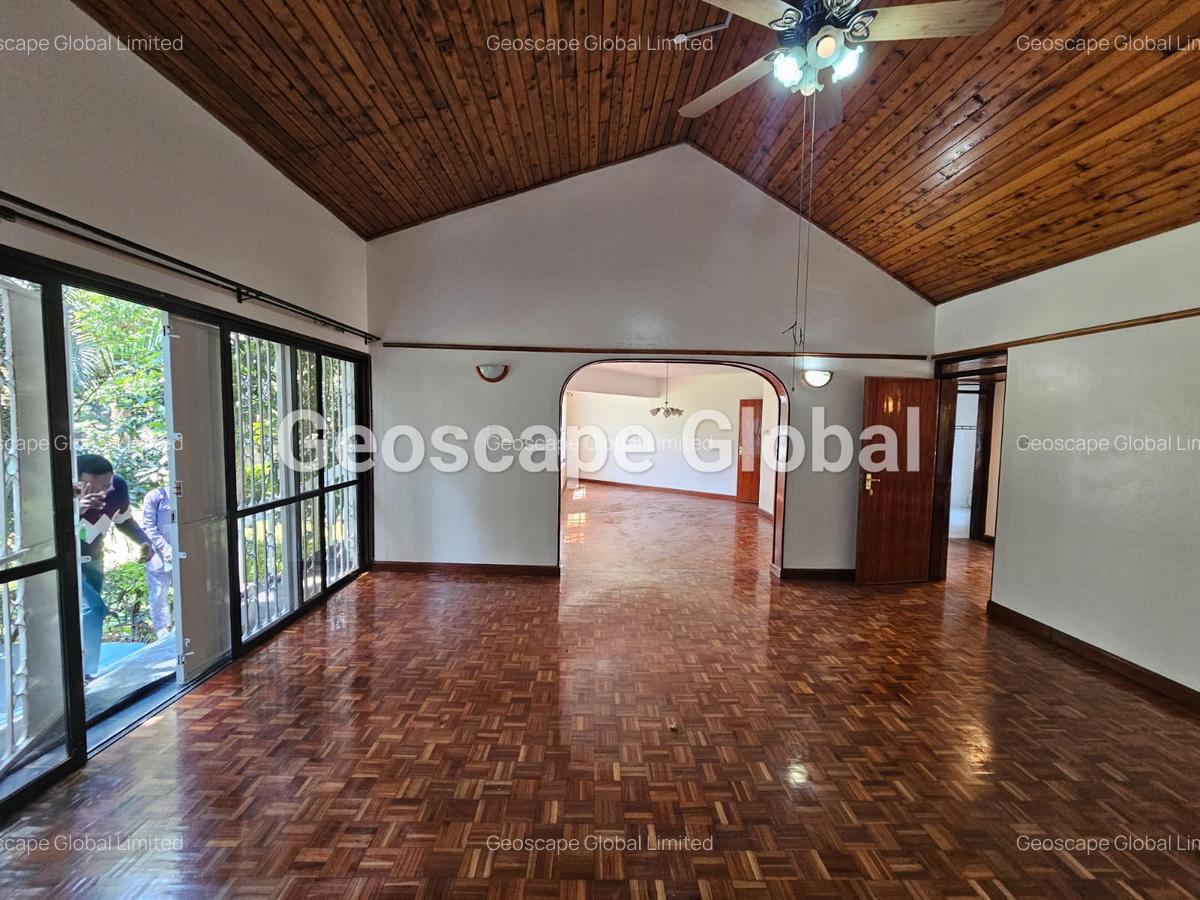 4 Bed House with En Suite in Gigiri - 5