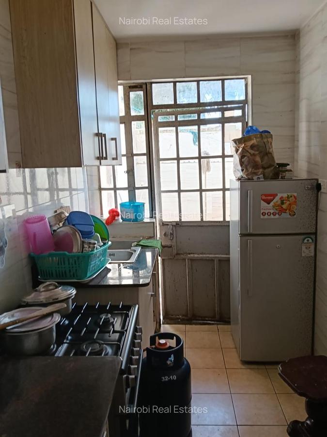 4 Bed House with En Suite in Donholm - 5