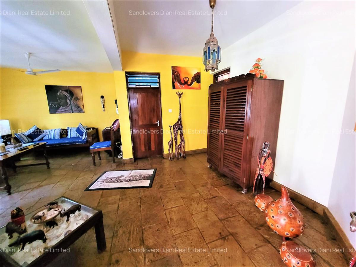 Furnished 2 Bed Apartment with Swimming Pool in Diani - 6