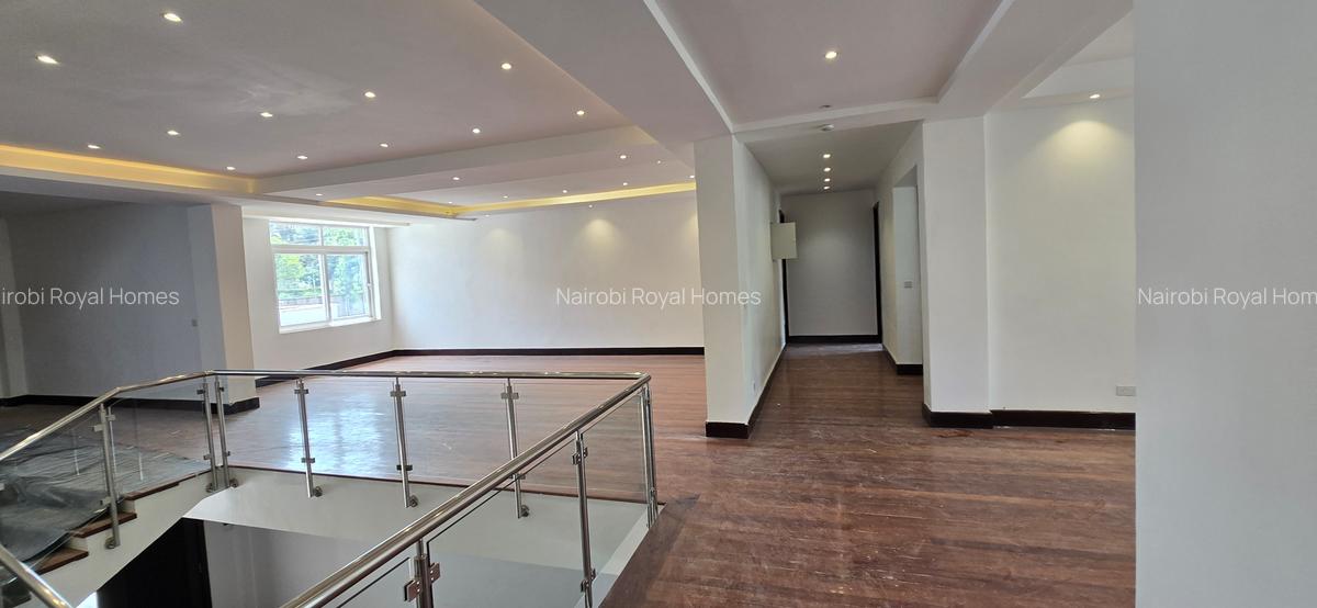 5 Bed House with En Suite at Runda Road - 7