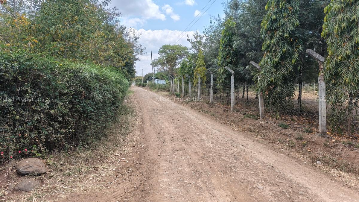 Land at Nyeri Nairobi Highway - 3