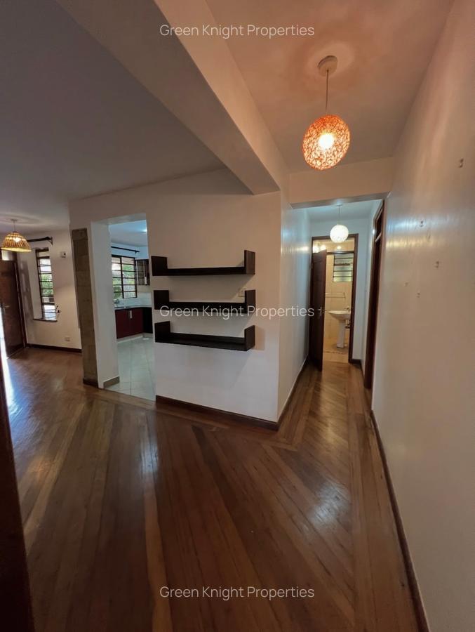 4 Bed Townhouse with En Suite in Lavington - 9