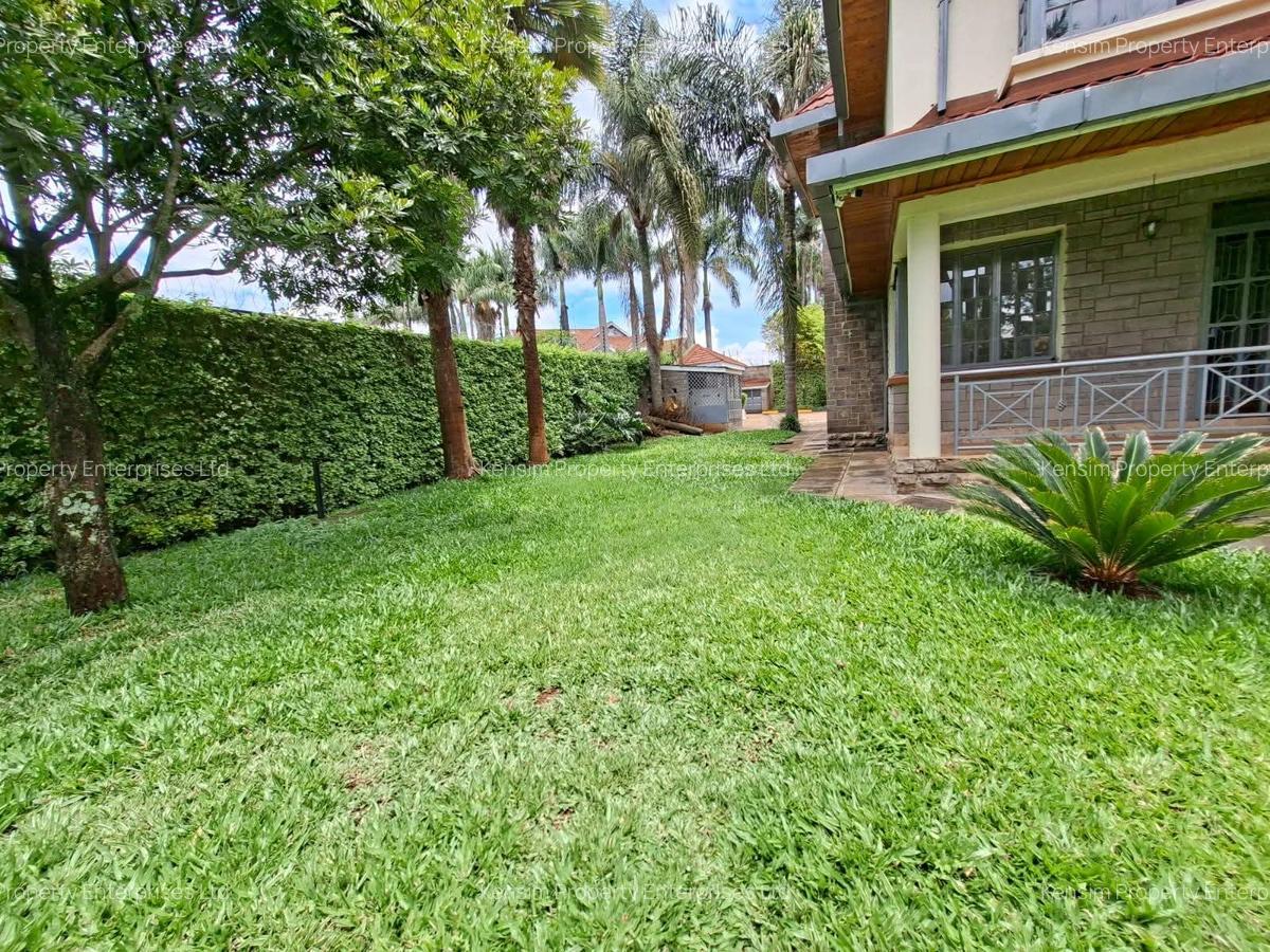 5 Bed House with En Suite in Runda - 6