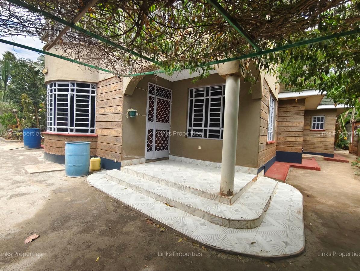 4 Bed Townhouse with En Suite at Kerarapon Drive - 3