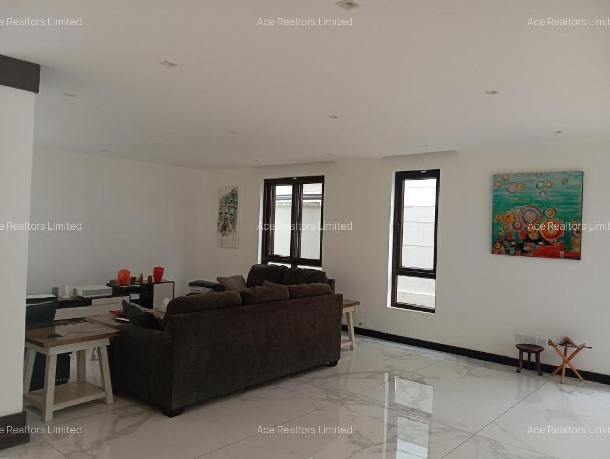 4 Bed Townhouse with En Suite at Peponi Road - 4