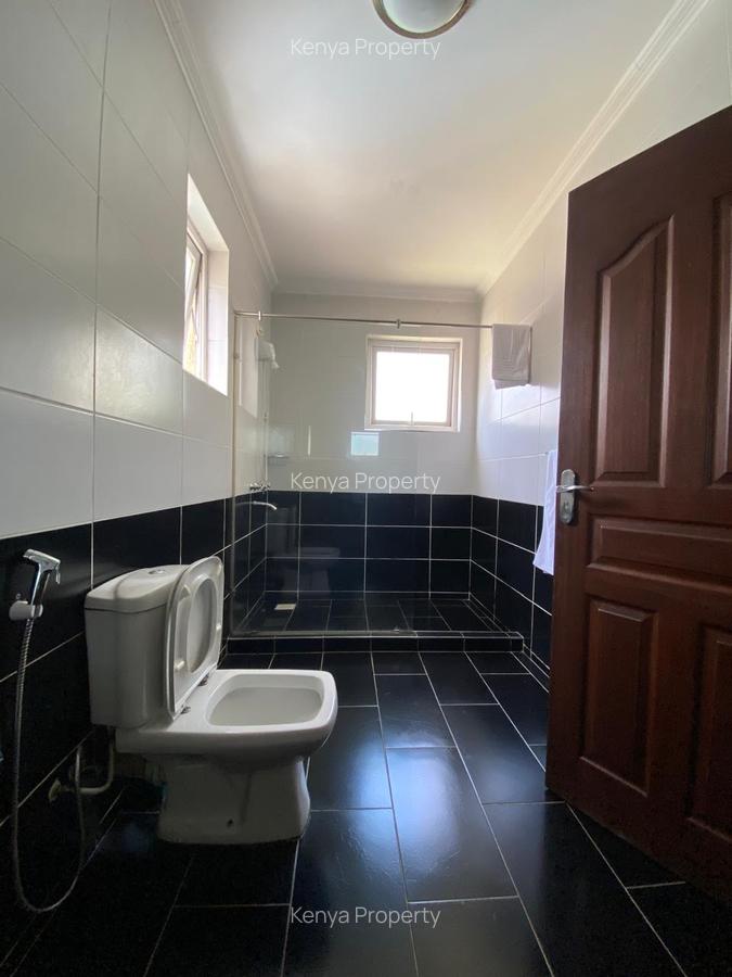 Serviced 2 Bed Apartment with En Suite at Brookside Gardens - 15