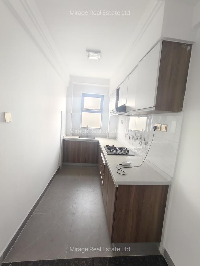 2 Bed Apartment with En Suite in Lavington - 14