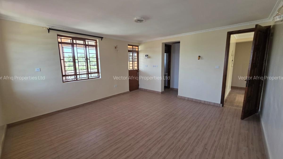 5 Bed Townhouse with En Suite in Ongata Rongai - 13