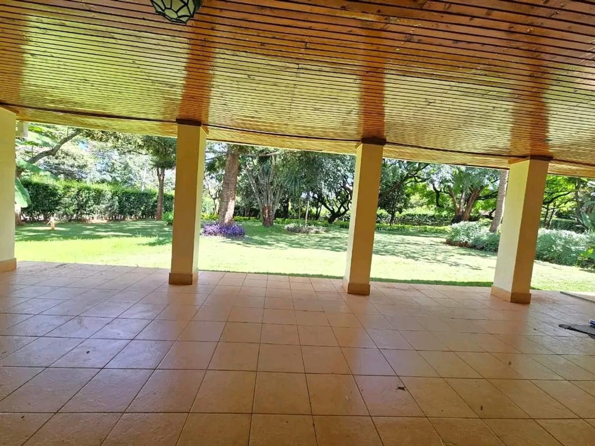 4 Bed House with En Suite in Runda - 2