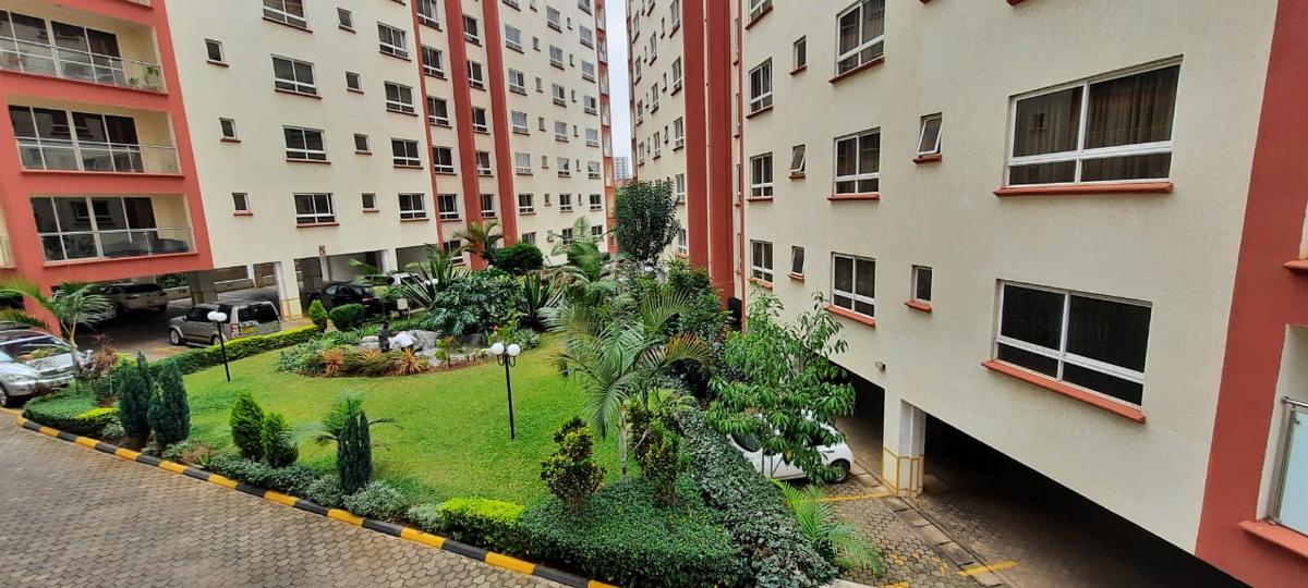 3 bed apartment with en suite in westlands area