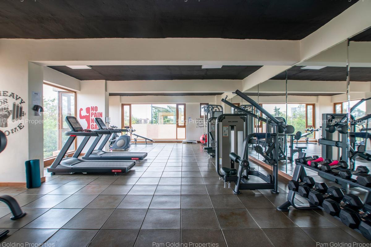 2 Bed Apartment with En Suite at Peponi Road - 16