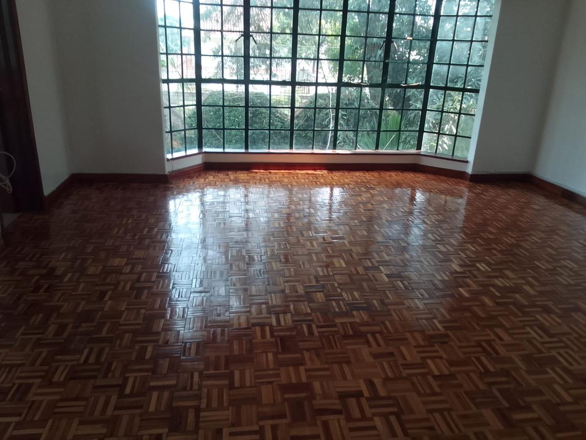 4 Bed Townhouse with En Suite in Westlands Area - 4