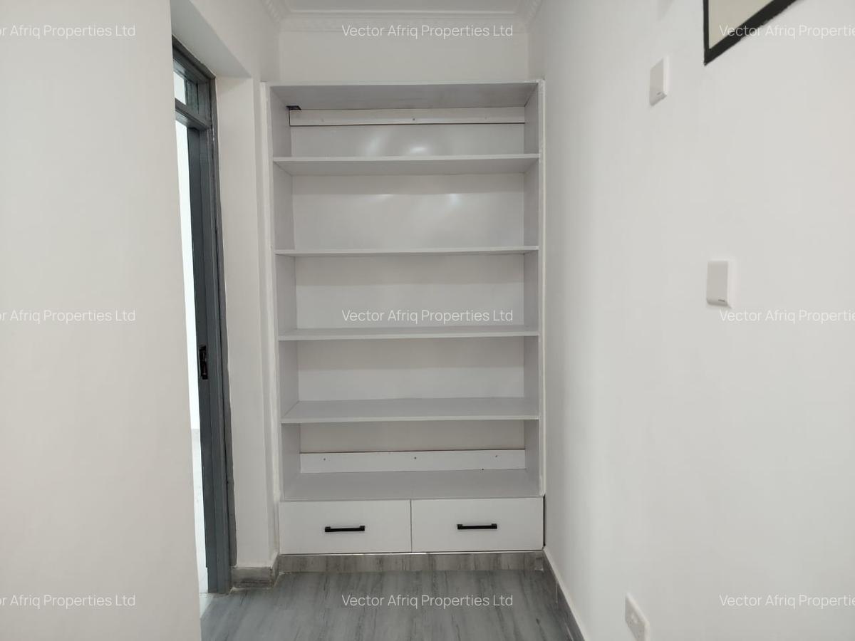 3 Bed House with En Suite at Acacia - 6