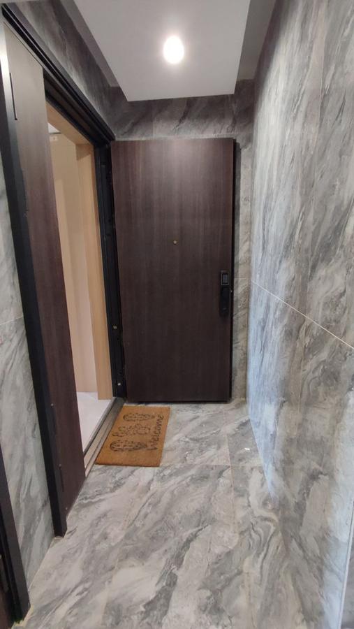 3 Bed Apartment with En Suite in Riverside - 2