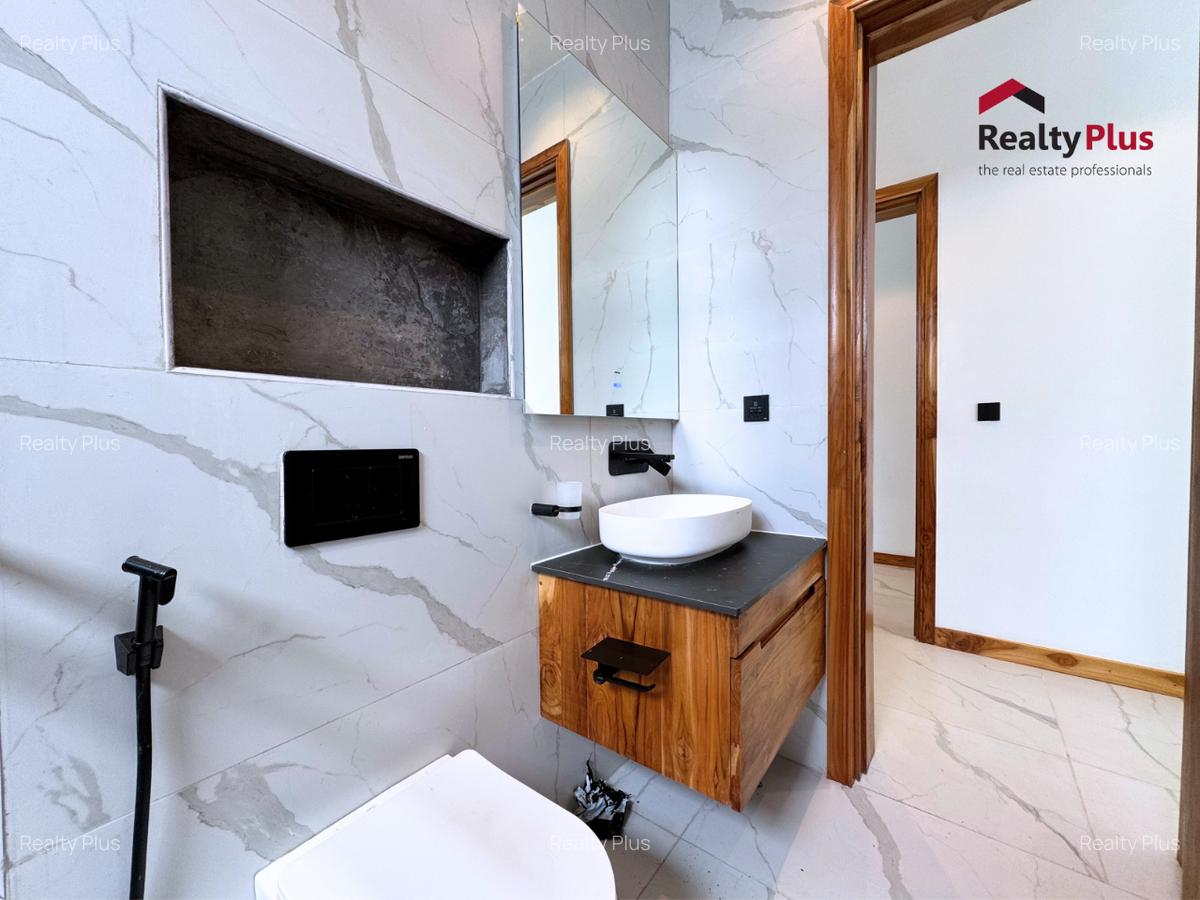 2 Bed Apartment with En Suite at Peponi Road - 12
