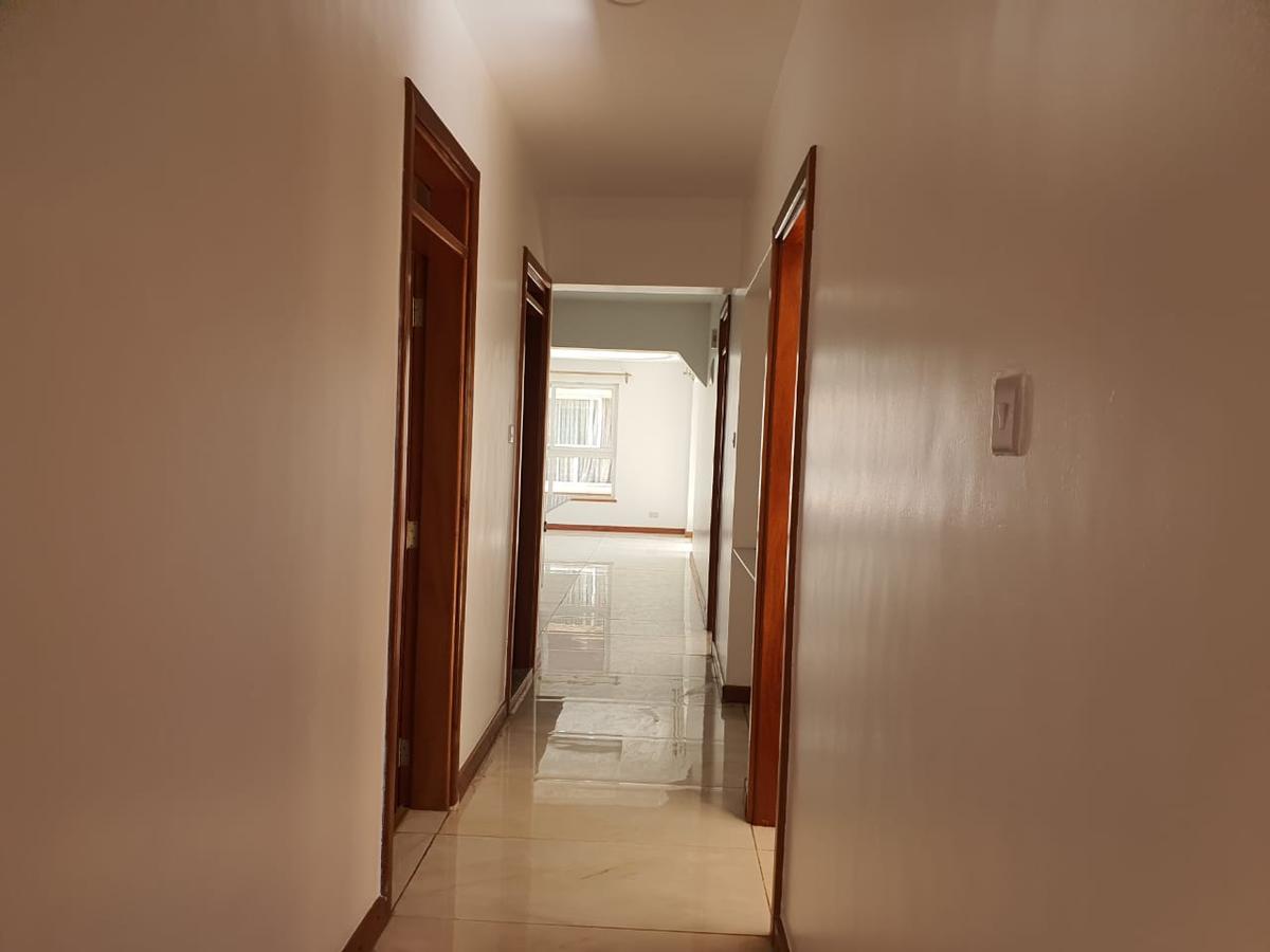 4 Bed Apartment with En Suite in General Mathenge - 7