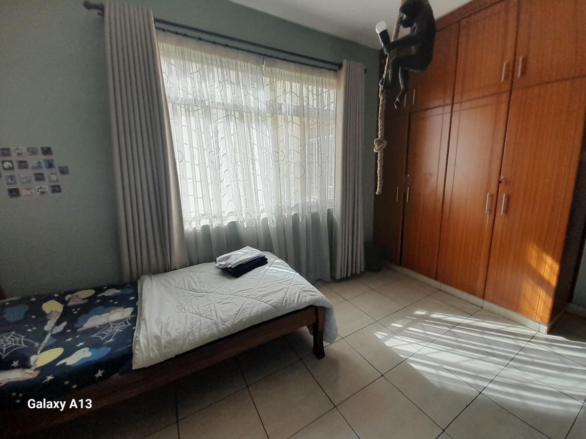 3 Bed Apartment with Borehole in Parklands - 5