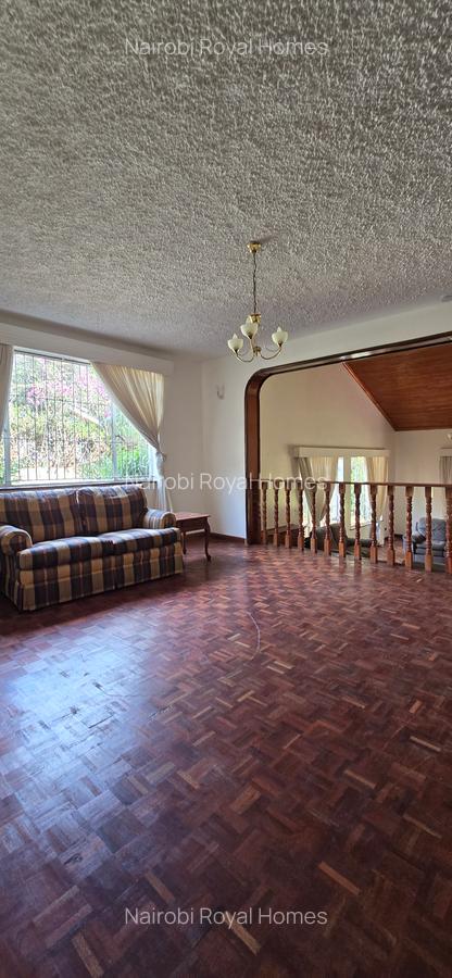 5 Bed House with En Suite at Kyuna Crescent - 8