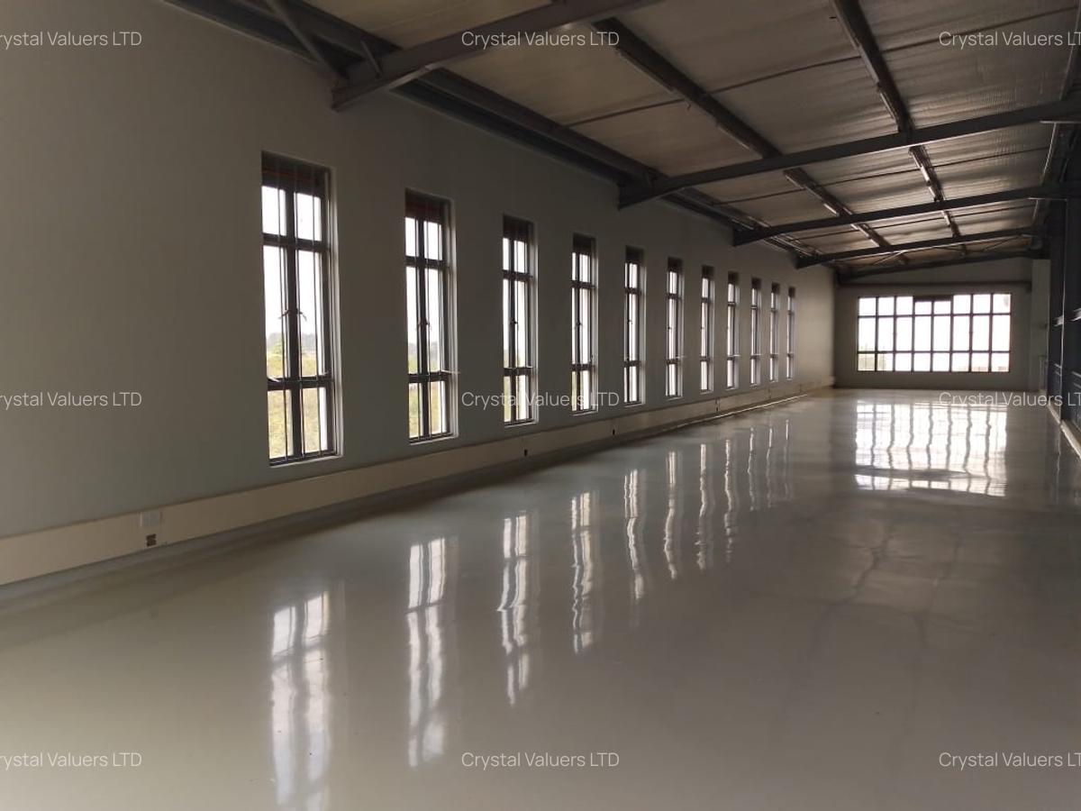 Warehouse with Service Charge Included in Tatu City - 4